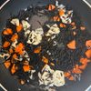 鰹節の旨みで♪豆腐ごろっと、ひじきの炒り煮の工程1