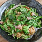 外側の葉も使える！キャベツとベーコンのめんつゆバターパスタ