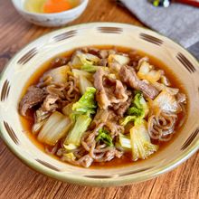 ほっと温まる♪つゆだく【牛こまと白菜のすき煮風】