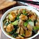 超ご飯に合う♪鶏団子と舞茸のオイスター炒め