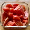 驚くほど甘くなる　トマトの白だしマリネの工程3
