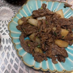 ぽぽの作ってみた!投稿(スタミナたっぷり『牛肉と長芋のにんにく醤油炒め』)