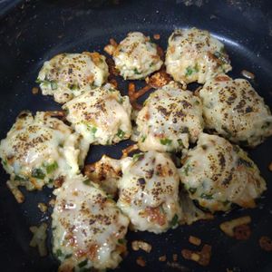 みふりーもの作ってみた!投稿(【捏ねて焼くだけ！絶品♡︎ニラチーズ味噌つくね】)