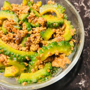 tAnAkoの作ってみた!投稿(ゴーヤのスパイシー肉味噌)