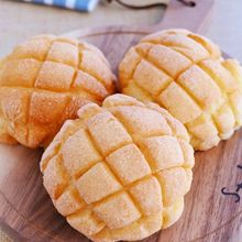 ザクザクふんわりメロンパン