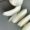 新玉ネギとチキンのレモンバターパエリアの下準備