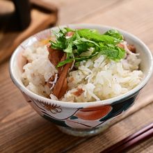 シンプルにおいしい「梅ごはん風釜飯」