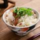 シンプルにおいしい「梅ごはん風釜飯」