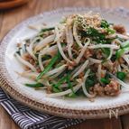 レンジで出来ちゃう！＊シャキッともやしとニラのひき肉炒め＊
