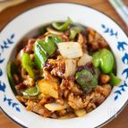 ご飯がすすむ【豚こまとピーマンのピリ辛オイスターソース炒め】