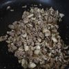 アレで減塩！旨みたっぷり♡【豆腐ときのこの麻婆豆腐風】の工程3