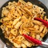 材料8つでお箸止まらん絶品おかず♡鶏れんこんの甘酢マヨ炒めの工程3