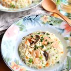 10分で作れる！レンジで簡単エビピラフ