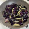 甘辛だれがじゅわっ♪【なすのしょうが焼き】の工程2