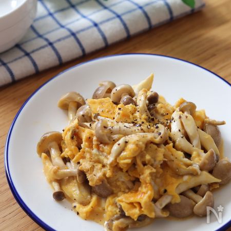 簡単美味しい節約おかず しめじとふわふわ卵のオイマヨソテー By ともきーた 伊藤 智子 レシピサイト Nadia ナディア プロの料理家のおいしいレシピ