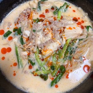 ゆっこの作ってみた!投稿(重ねて煮るだけ♪『もやしと豆腐のうま辛♡担々スープ』)