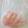 【チキンサラダ】鶏むね肉をカラッと焼いて、野菜と一緒に!の工程1