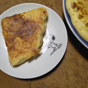 ももの作ってみた!投稿(フライパンで簡単！【米粉のウインナーチーズパン】お手軽パン風)