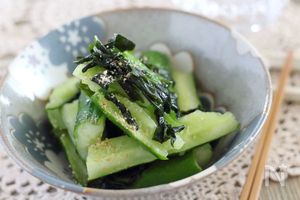 戻し不要 カットわかめとたたききゅうりのやみつき漬け By 松山絵美 レシピサイト Nadia ナディア プロの料理家のおいしいレシピ