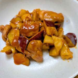 252183の作ってみた!投稿(簡単秋おかず♡『鶏肉とさつまいもとれんこんの酢豚風甘酢炒め』)