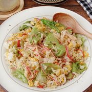 鶏がら×白だしで作る♪カニカマとレタスの旨だしチャーハン