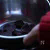 絶品!【とろけるチョコバスクチーズケーキ】グルテンフリーの工程1