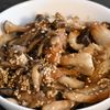 こざかなの作ってみた!投稿(＼お弁当にも／レンチン4分【舞茸ちくわのごま味噌あえ】)