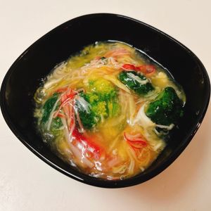 りんの作ってみた!投稿(とろとろほかほか♪ブロッコリーのカニカマ玉子あんかけ😀💖)