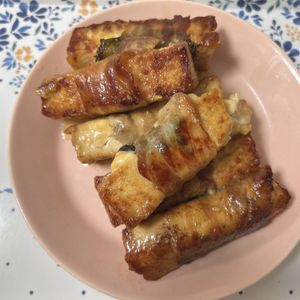 824796の作ってみた!投稿(とろ～りチーズがたまらない♪厚揚げ大葉肉巻き)