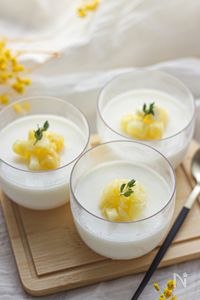 レンジで簡単！混ぜて冷やすだけの牛乳ゼリー！