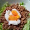 メイプルの作ってみた!投稿(ピリ辛♡肉味噌キャベツ丼【#冷凍保存#レンジ#ランチ】)