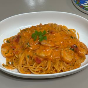 1163865の作ってみた!投稿(フライパン１つ！生クリーム不要！濃厚海老トマトクリームパスタ)
