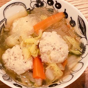 ミルクの作ってみた!投稿(【白菜と鶏団子の春雨スープ】鶏の旨味たっぷり！)