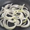 甘めのつゆにガッツリお肉！【肉そば】年越しや節分にも◎の工程1