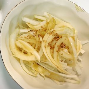曖昧の作ってみた!投稿(栄養たっぷり！大根と玉ねぎのサラダ)