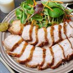 【豚バラの蒸し焼き 柚子胡椒添え】鍋ひとつで簡単ジューシー♪