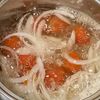 夏にぴったり♡ミニトマトのみそ汁【冷凍でうま味アップ】の工程3
