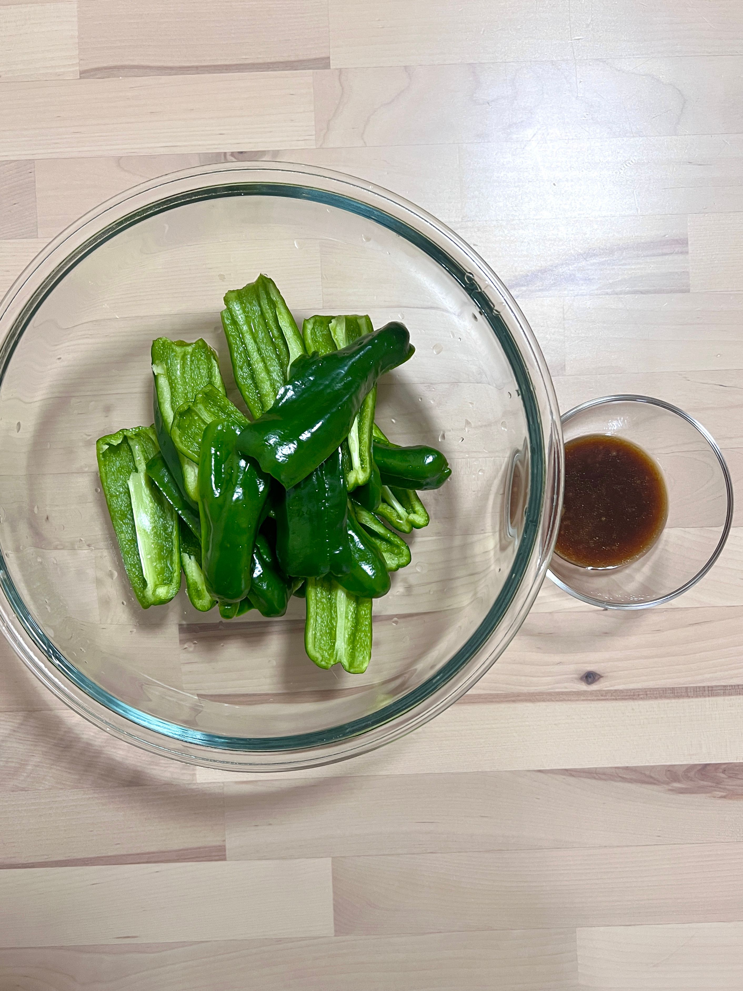 食材1つ／レンチン2分【ピーマンのごま味噌醤油あえ】 | レシピサイトNadia