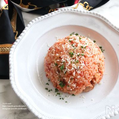 トマト缶で甘くないチキンライス