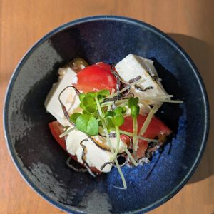 るるる♪の作ってみた!投稿(ヘルシー♪♪チーズみたいな塩麹豆腐とトマトの塩昆布サラダ)