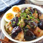 ご飯が進む！豚バラとトロなすのこってり角煮風炒め