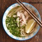 サラダチキンで簡単！フォー風冷やしうどん