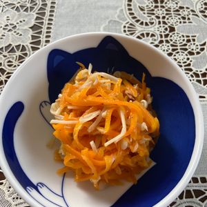 万福の作ってみた!投稿(レンジで4分！【にんじんとえのきの無限ツナ和え】お弁当にも◎)