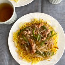 細切り豚肉ともやしのあんかけ焼きそば