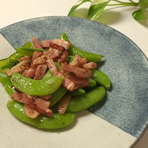 とのちゃまの作ってみた!投稿(【スナップえんどうのカリカリベーコン炒め】今が旬♪おつまみに)