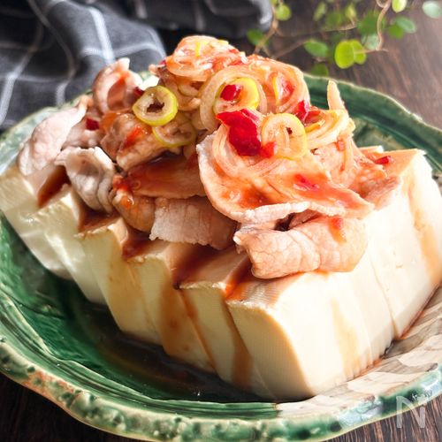 【豚肉と豆腐あったら！】ゆで豚と豆腐のスイチリ醤油ソースがけ