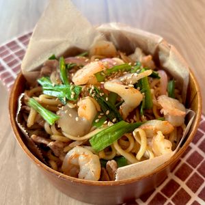 くるぶし。の作ってみた!投稿(オイスターソースで上海風『ニラ焼きそば』)