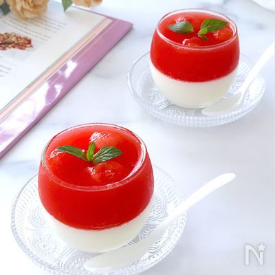 とろとろ〜すいかのゼリーと杏仁豆腐