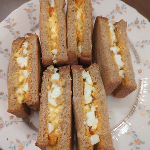 たりおの作ってみた!投稿(マスタード味！大人のたまごサンド)