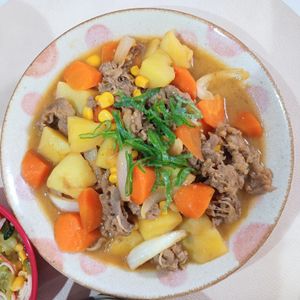 milkの作ってみた!投稿(こっくりおいしい♩味噌バターコーン肉じゃが)